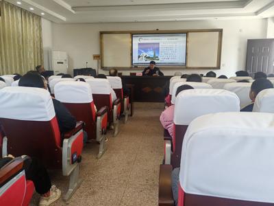 传承红色基因 培育时代新人